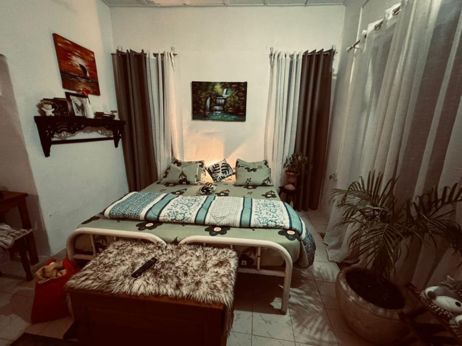 Single Bed Room